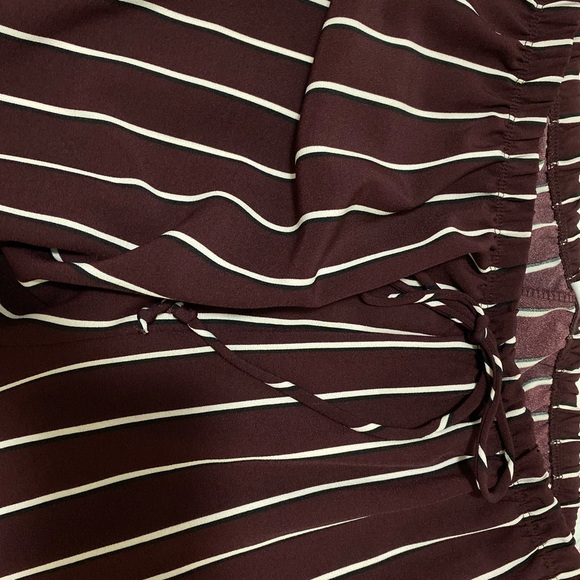 Beautiful and flattering pant - Picture 3 of 3